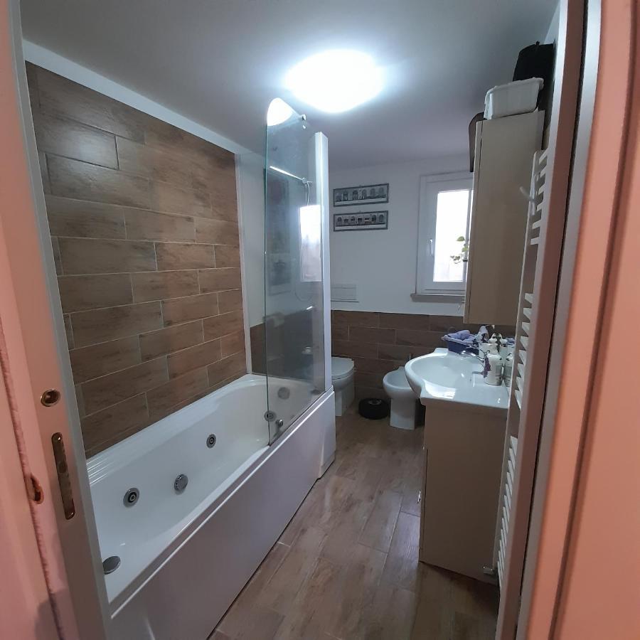 Il Glicine Hotell Sutri Exteriör bild